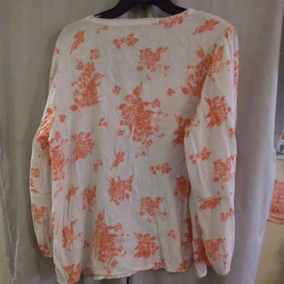 Wonderly White and Coral 3/4 Sleeve Top Size XL - Picture 2 of 2